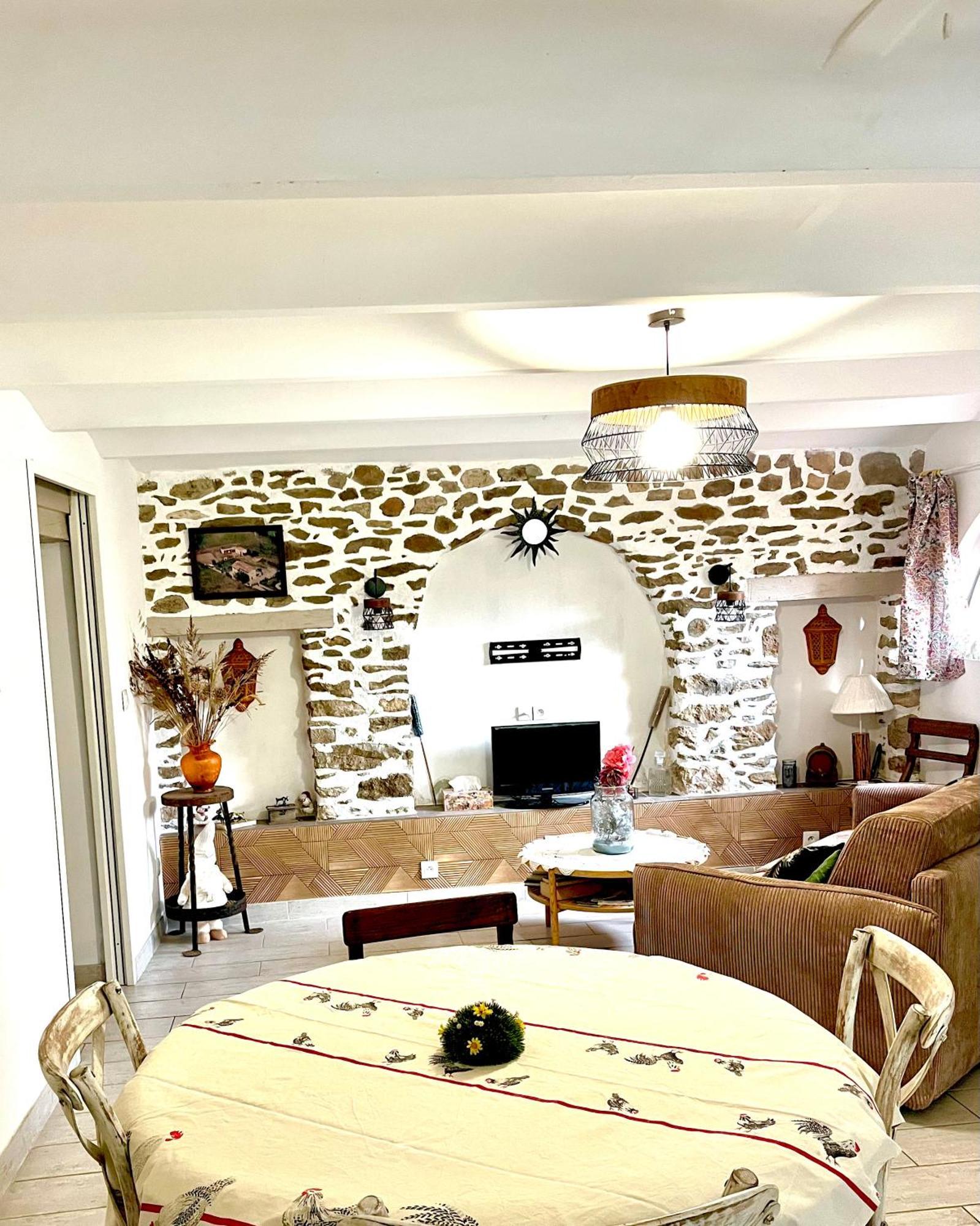 Appartement Cosy Saint-Hilaire-de-Brethmas Extérieur photo